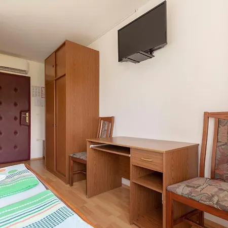 Ob Ribniku Guest house