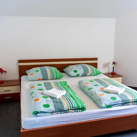 Guest house Ob Ribniku Podlehnik