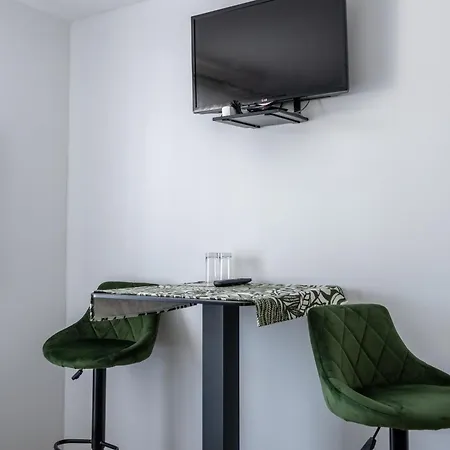 Ob Ribniku Podlehnik