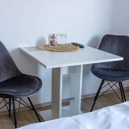 Ob Ribniku Guest house