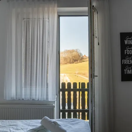 Guest house Ob Ribniku *